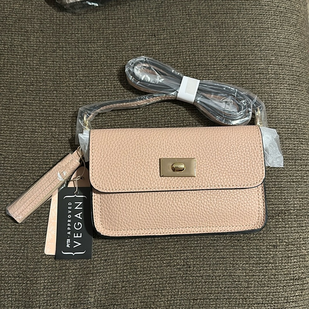 Mellow World Touchscreen Cell Phone Crossbody Bag